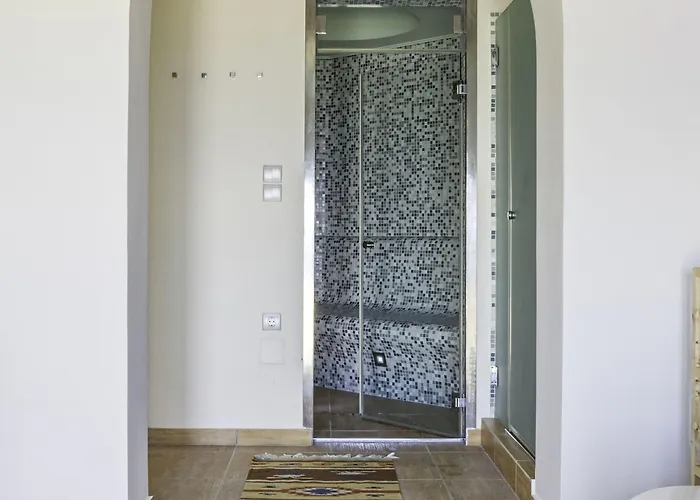 Dionysos Luxury * Keramiaí