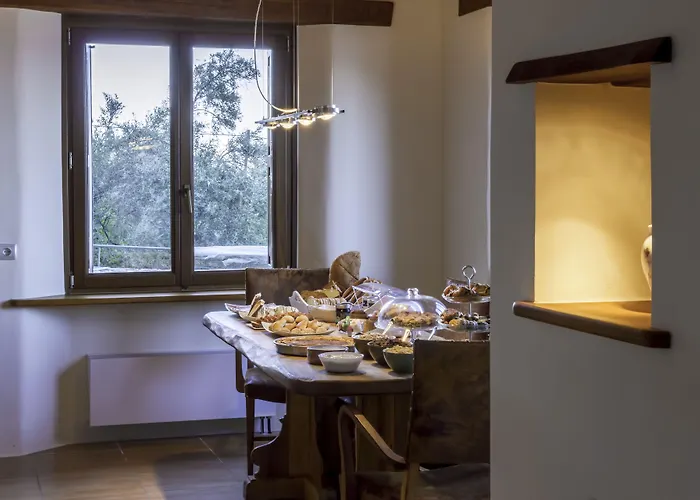 Dionysos Luxury Hotel *