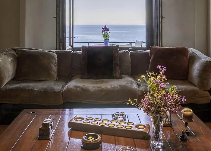 Dionysos Luxury * Keramiaí